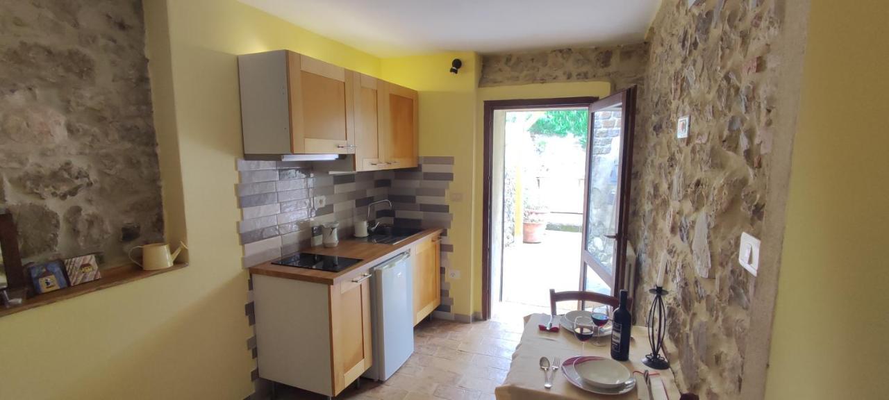 Hotel Isola Delle Api Bagni Di Petriolo Esterno foto