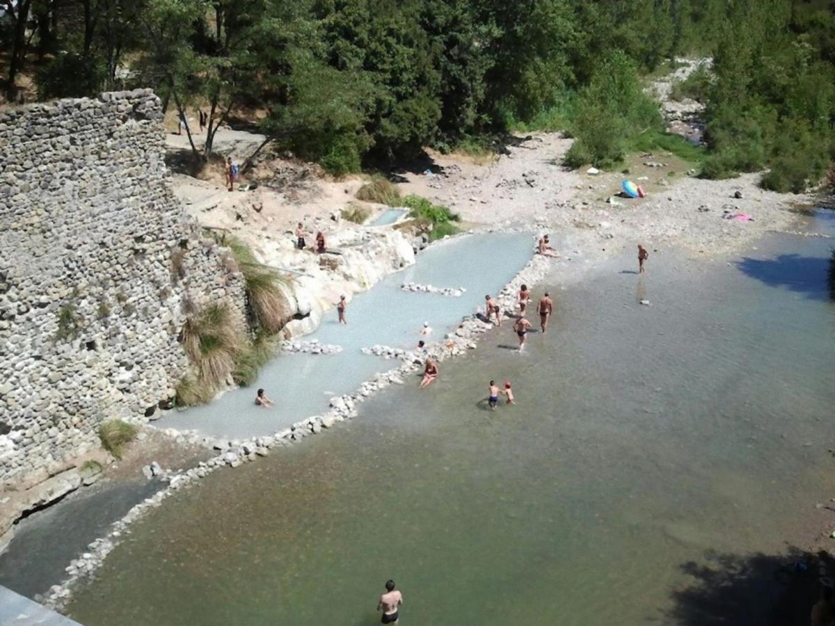 Hotel Isola Delle Api Bagni Di Petriolo Esterno foto